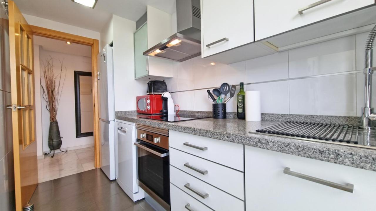 Skyline 6 Private Balcony, Sunny All Year Round, With Nice Views 베니돔 외부 사진