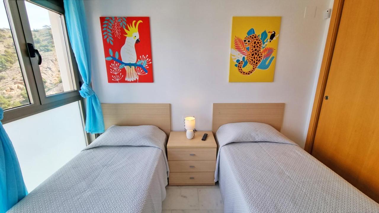 Skyline 6 Private Balcony, Sunny All Year Round, With Nice Views 베니돔 외부 사진